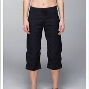 Lululemon Studio Crop